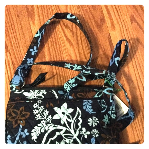 Vera Bradley Handbags - Shoulder crossbody purse Vera Bradley Handbags - Shoulder crossbody purse
